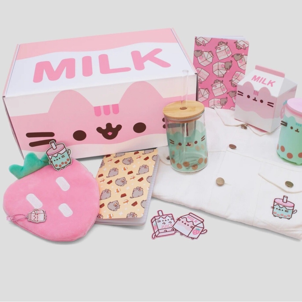 Pusheen 2023 box sealed xl